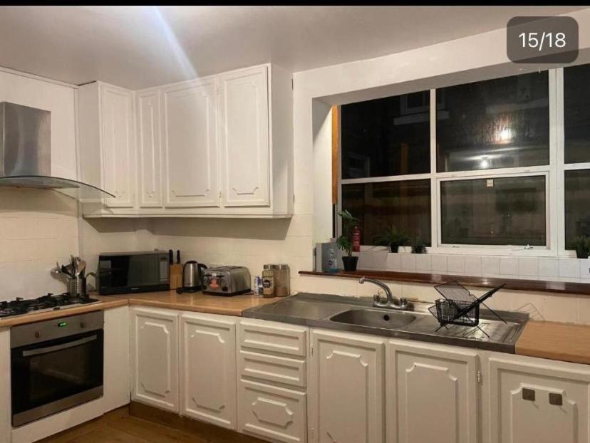 Guest House Balham, South London Spacious, Lambert, 6 Rooms Available Eksteriør bilde